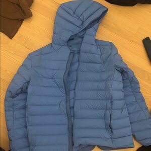 Lululemon blue down puffer coat medium